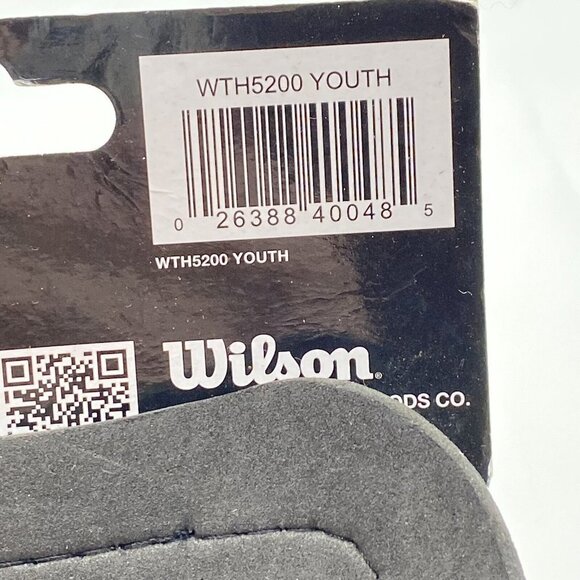 Wilson Soccer Shin Guards Youth 4'2"-5'0" lightweight reinforced shell futbol - Picture 6 of 8
